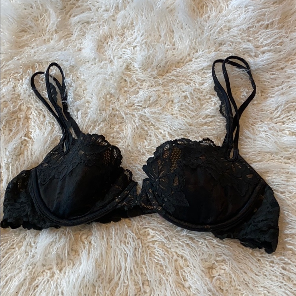 Victoria's Secret Black Lace 36B Bra